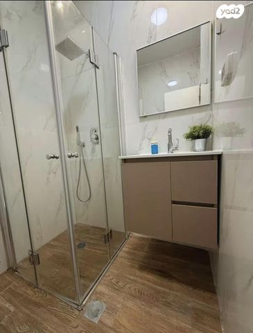 דירה, כפר ברעם 24, נחלאות, שערי חסד, ירושלים