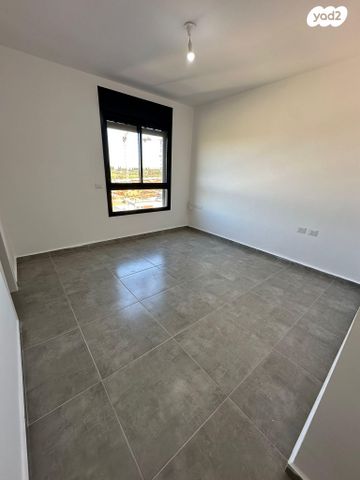 דירה, לאה גולדברג 16, צפון נס ציונה, נס ציונה