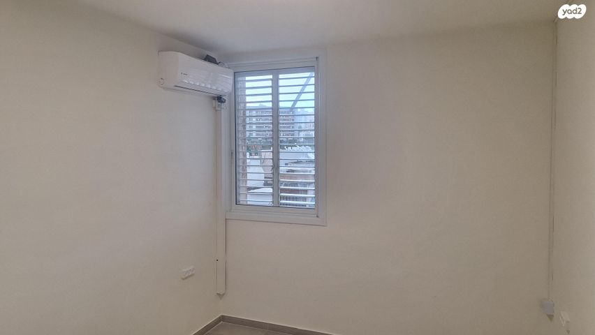 דירה, ד"ר אברהם אליהו הרכבי 5, תל חיים, תל אביב יפו