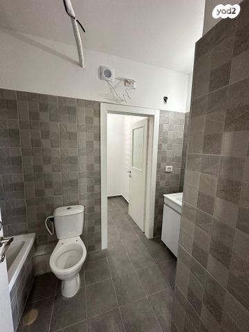 דירה, לאה גולדברג 16, צפון נס ציונה, נס ציונה