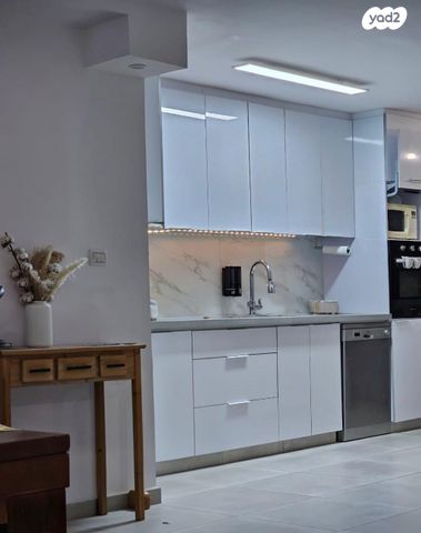 דירה, הביל"ויים 39, אזור הבילויים, רמת גן