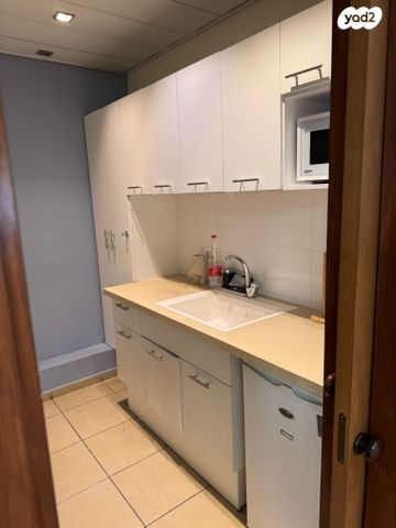 משרדים, יגאל אלון 65, ביצרון ורמת ישראל, תל אביב יפו