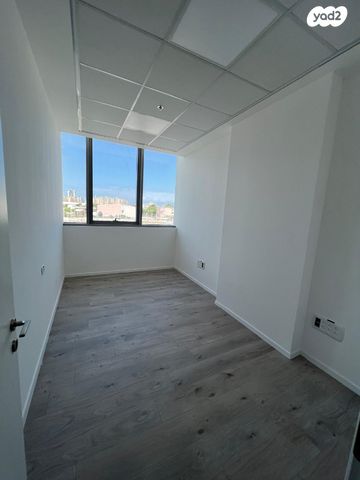 משרדים, המלאכה 4, אזור תעשיה ספיר, נתניה