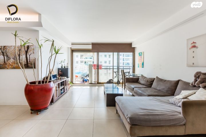 אורי צבי גרינברג 