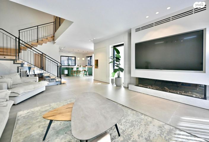 וילה דורי, שכונת הדגל