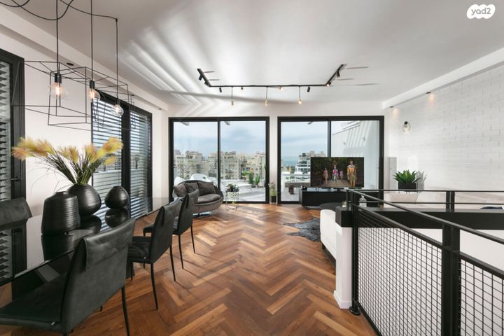 גג/ פנטהאוז, נווה אביבים, תל אביב יפו