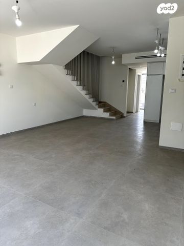 דופלקס, כרמים, נצרת עילית / נוף הגליל