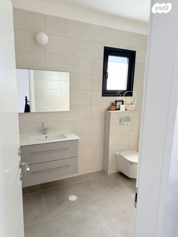 גג/ פנטהאוז, נחל פרת, פארק הנחל, באר שבע