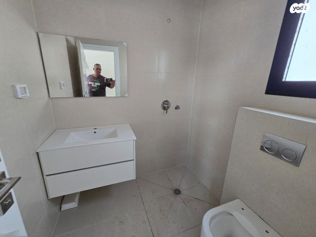 דירת גן, ירושלים 30, יהושפט, ערד