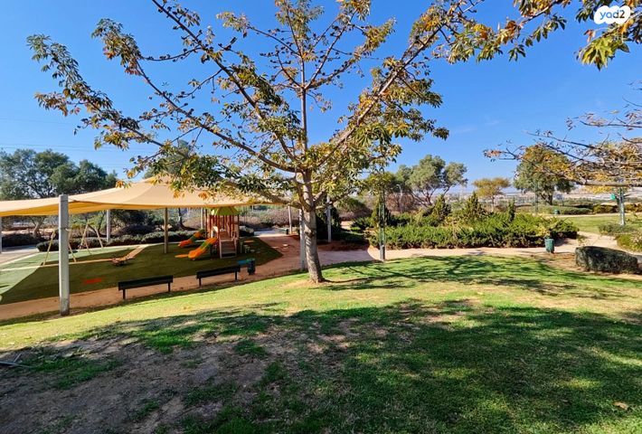 בית פרטי/ קוטג', אדמונד פישר, קרית חתני פרס נובל, ראשון לציון