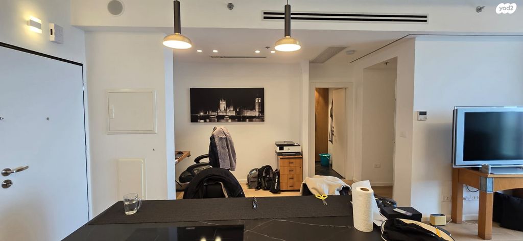 דירה, ישראל טל, מונטיפיורי, הרכבת, תל אביב יפו