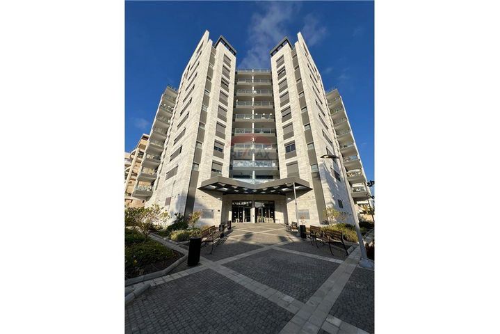 דירת גן, אסירי ציון 7, קרית שלום, תל אביב יפו