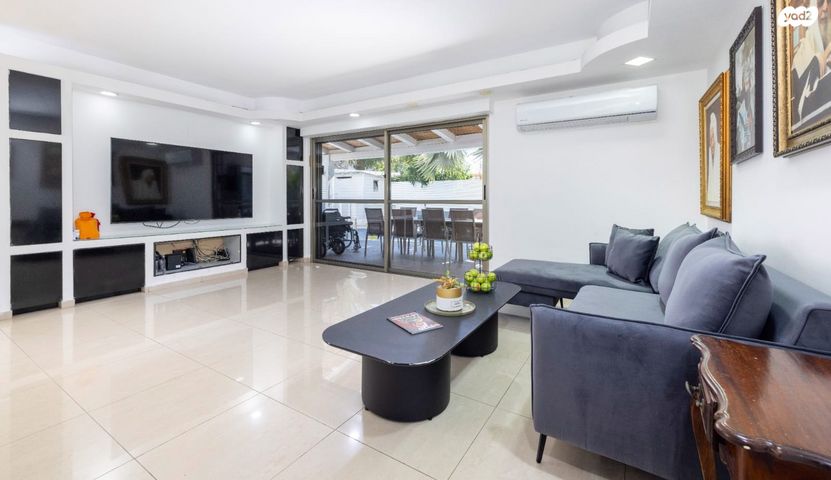 בית פרטי/ קוטג', אדמונד פישר, קרית חתני פרס נובל, ראשון לציון