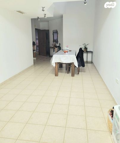 דו משפחתי, החצב, שיכוני המזרח, ראשון לציון