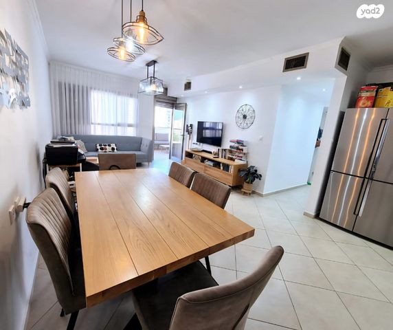 דירה, שדרות רוטשילד 40, אשדוד