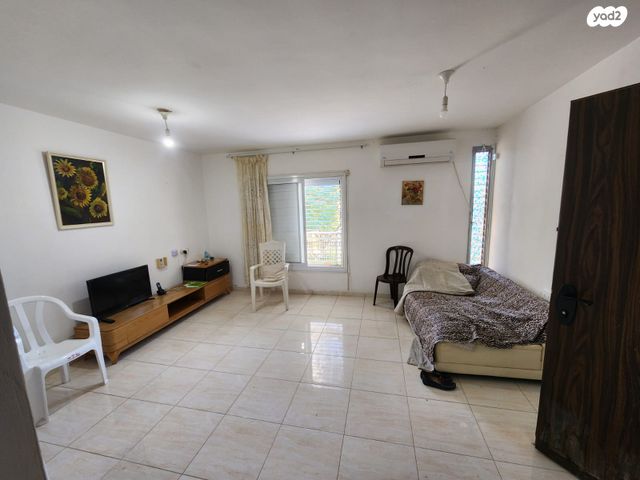 דירה, אלעזר בן יאיר, יעלים, ערד