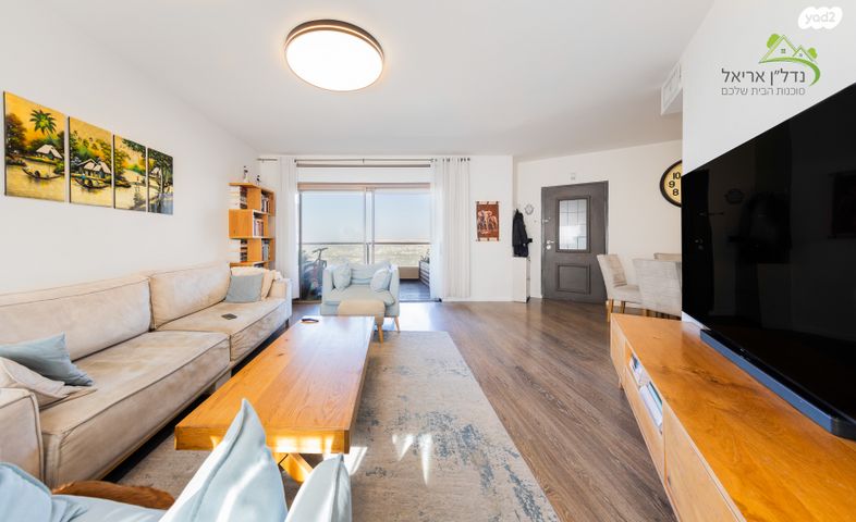 דירה, דרך הציונות 79, רובע ד', אריאל