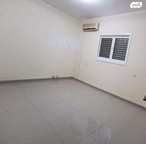 דירה, חזון אי"ש, רמב"ם, ראשון לציון