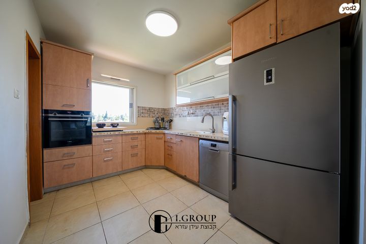 דירה, שילה, מצפה אפק, ראש העין