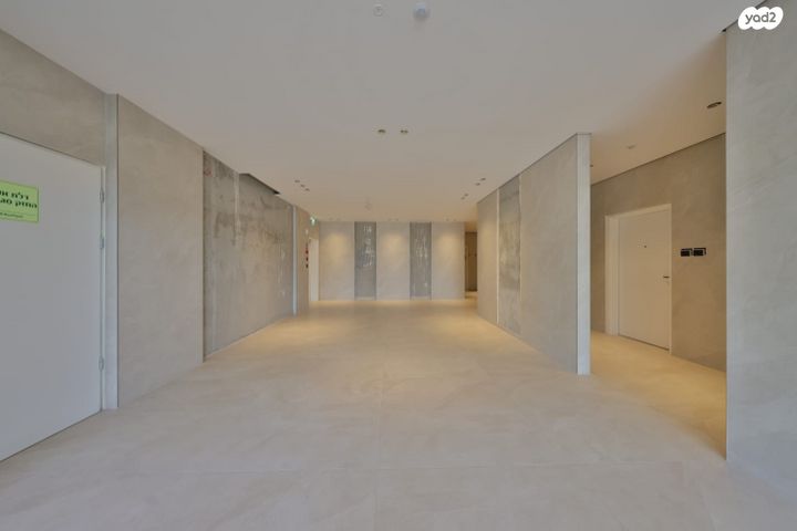 דירת גן, נעמי שמר 8, נאות אפק, אפקה, קרית ביאליק