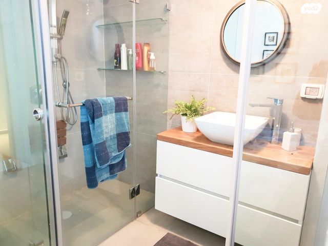 דירה, המעורר, בורוכוב, גבעתיים