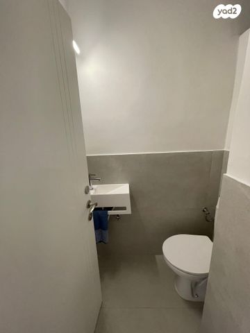 דירה, אהבת ציון 23, הצפון החדש - כיכר המדינה, תל אביב יפו