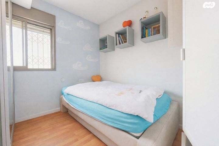 דירה, שדרות מנחם בגין, רמת הדר, גבעת שמואל