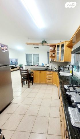 דו משפחתי, החצב, שיכוני המזרח, ראשון לציון