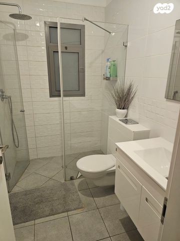 דירה, נשר, ערד