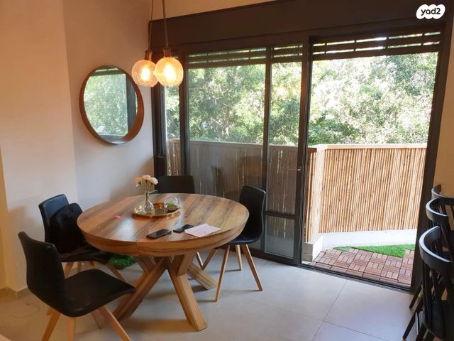 דירה, המעורר, בורוכוב, גבעתיים