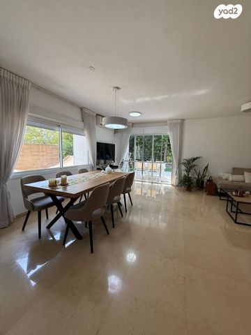 בית פרטי/ קוטג', גבעת סביון החדשה, גני תקווה