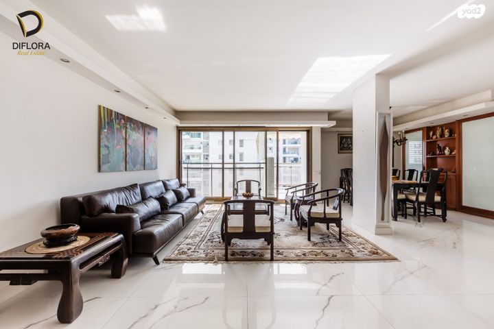 אורי צבי גרינברג 