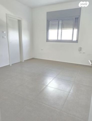 דירה, שער הגיא, יקנעם עילית