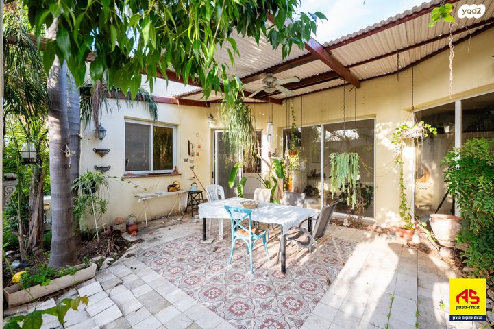 בית פרטי/ קוטג', מרכז פרדס חנה, פרדס חנה כרכור