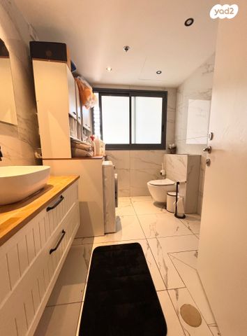 דירה, שיכון רסקו, קרית אונו