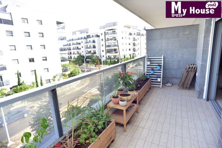 דירה, גדרה מזרח, גדרה