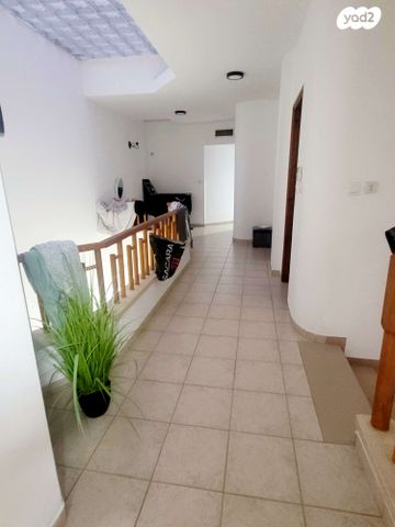 דו משפחתי, החצב, שיכוני המזרח, ראשון לציון