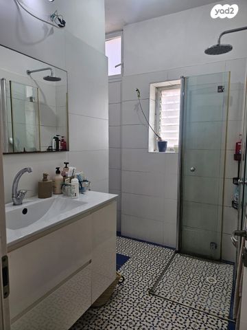 דירה, השניים, בורוכוב, גבעתיים