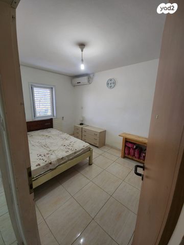 דירה, אלעזר בן יאיר, יעלים, ערד