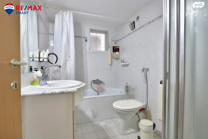 דירה, שבטי ישראל 1, קרית חיים מזרחית, חיפה