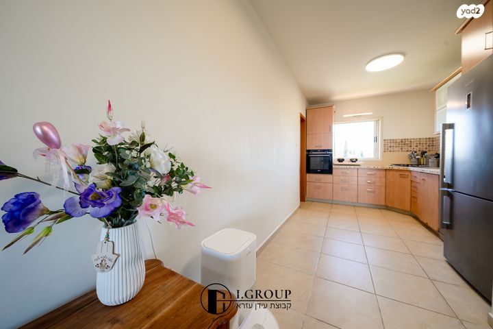 דירה, שילה, מצפה אפק, ראש העין