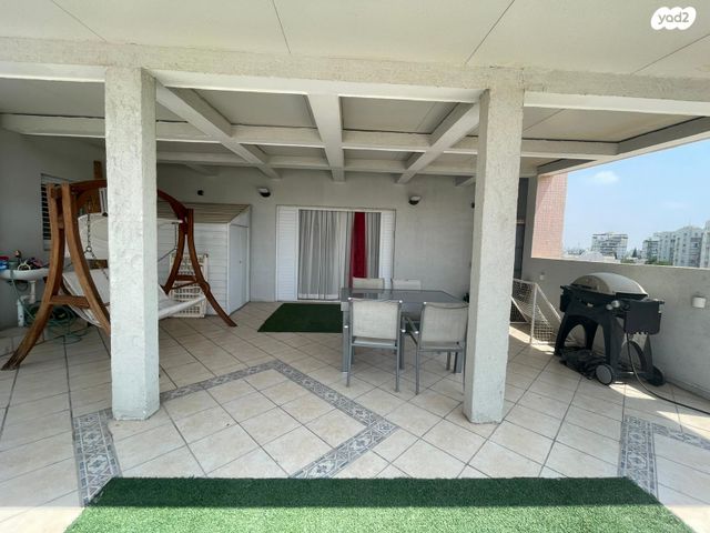 גג/ פנטהאוז, המפוחית, נאות אשלים, ראשון לציון