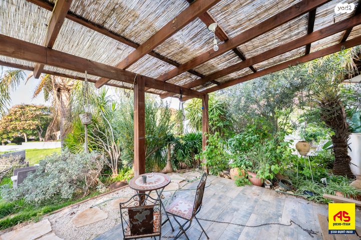 בית פרטי/ קוטג', מרכז פרדס חנה, פרדס חנה כרכור