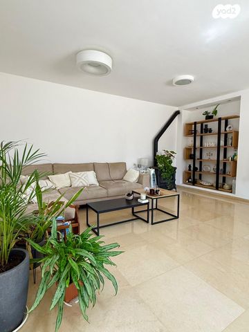 בית פרטי/ קוטג', גבעת סביון החדשה, גני תקווה