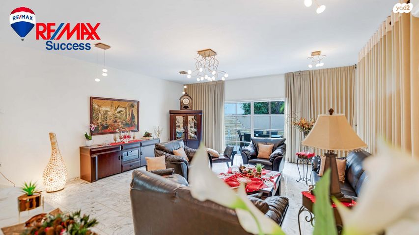 מגרשים, שיקמה 6, לוד הצעירה, לוד