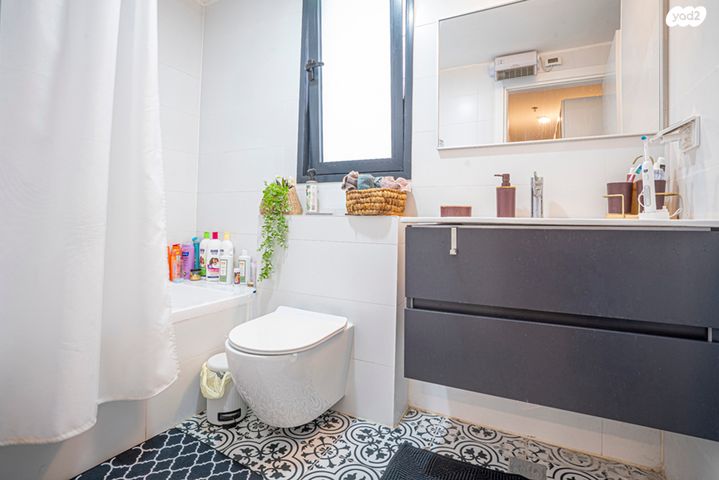 דירה, הוד השרון