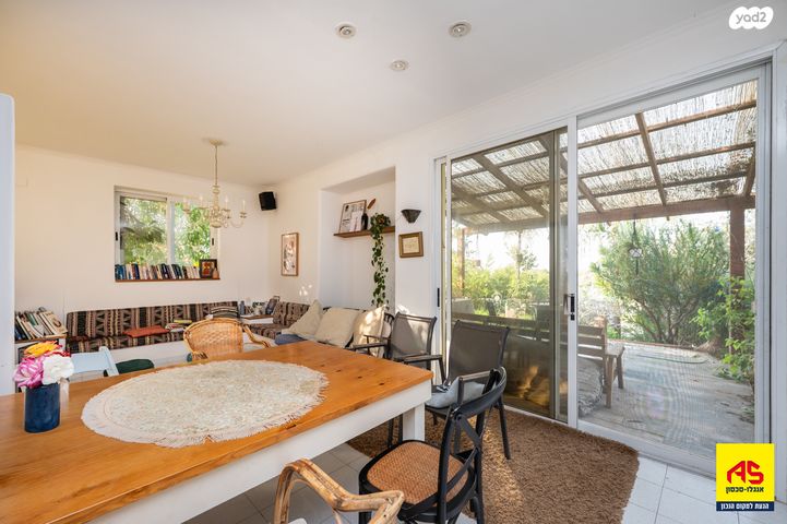 בית פרטי/ קוטג', מרכז פרדס חנה, פרדס חנה כרכור