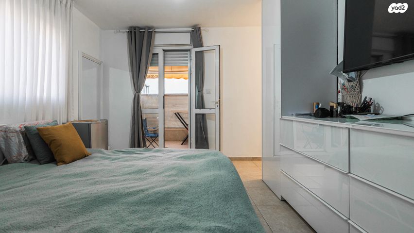 דירה, ישראל גלילי, רמות הרכס, באר שבע