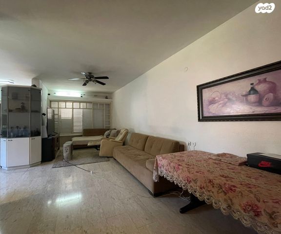 דירת גן, שבזי, קרית ים  א', קרית ים