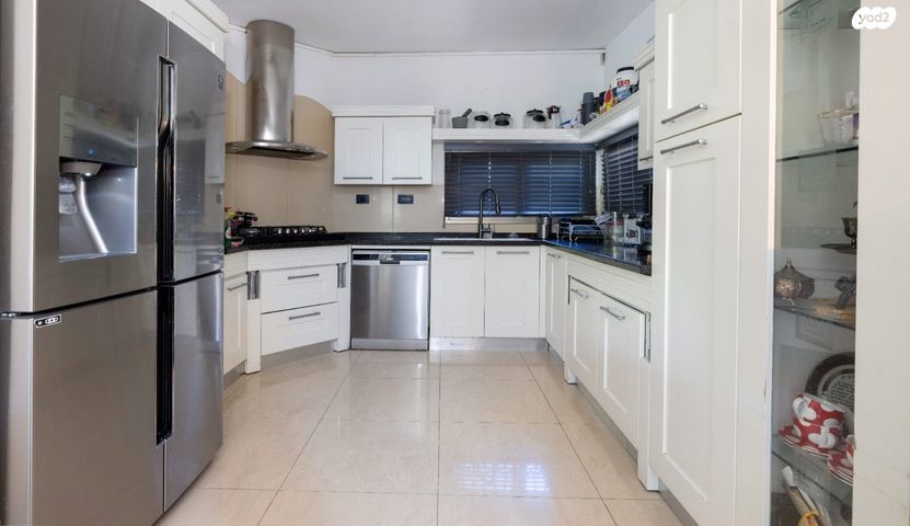 בית פרטי/ קוטג', אדמונד פישר, קרית חתני פרס נובל, ראשון לציון